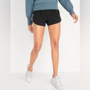 Old Navy active semi-fitted women’s running jogging shorts, size M activewear